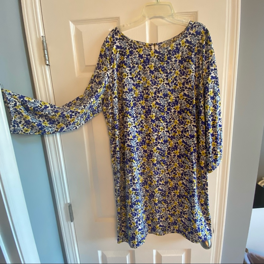 L/Tall Old Navy Dress Floral Blue Yellow
